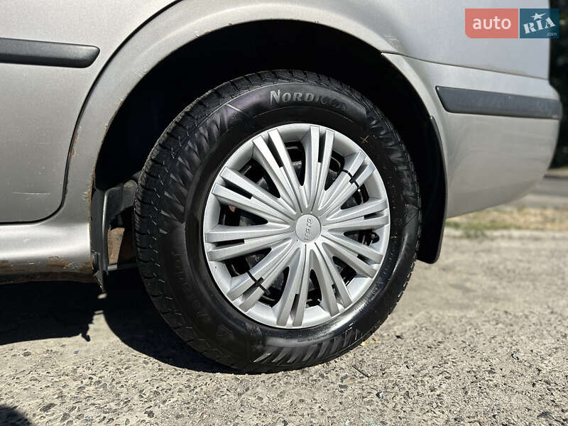 Лифтбек Skoda Octavia 2007 в Ровно