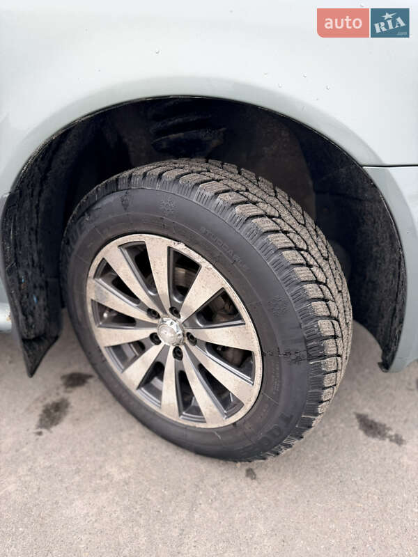 Универсал Skoda Octavia 2002 в Софиевской Борщаговке