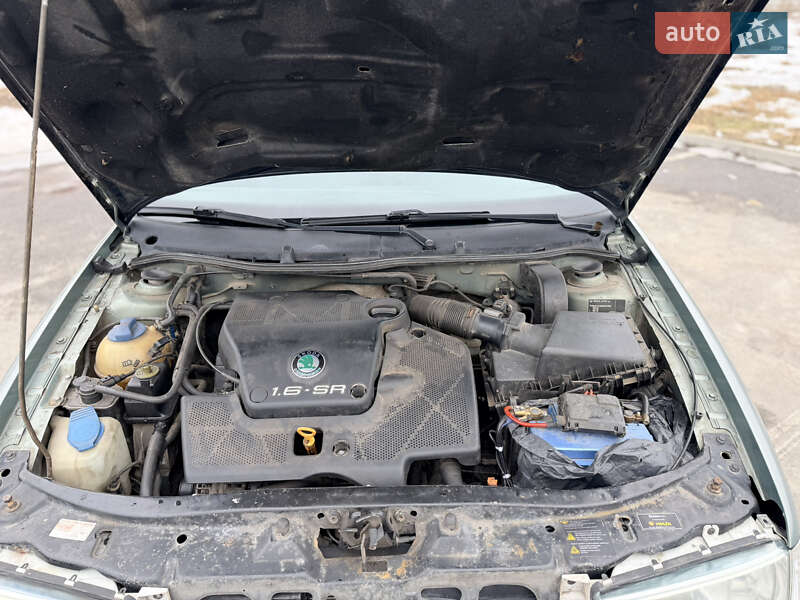 Универсал Skoda Octavia 2002 в Софиевской Борщаговке