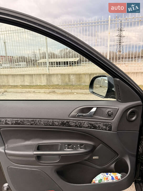 Универсал Skoda Octavia 2010 в Запорожье фото 9 Универсал Skoda Octavia 2010 в Запорожье