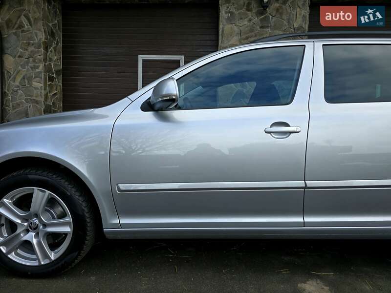 Универсал Skoda Octavia 2010 в Владимире