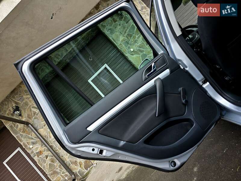 Универсал Skoda Octavia 2010 в Владимире