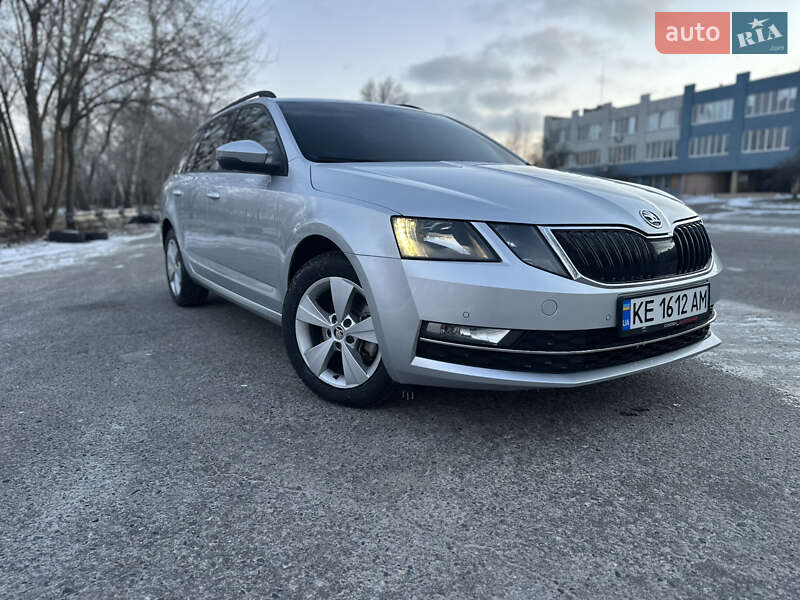 Универсал Skoda Octavia 2018 в Днепре