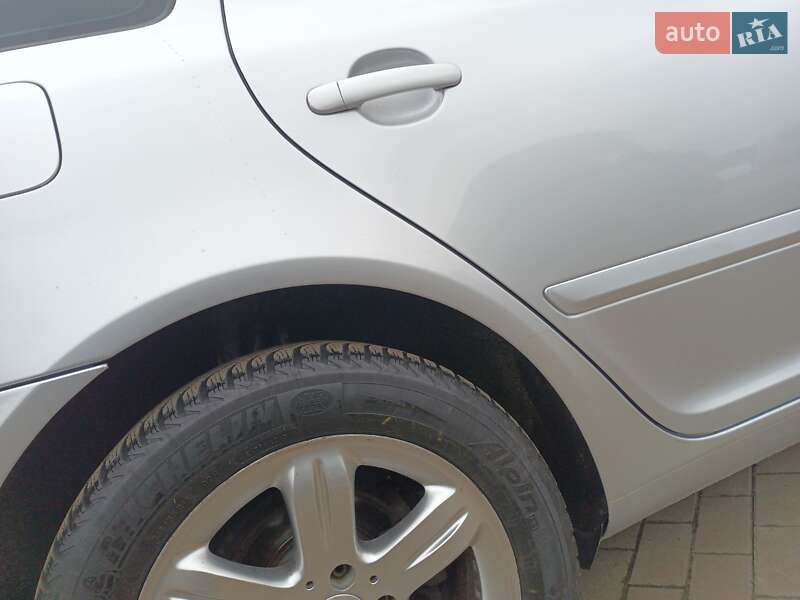 Универсал Skoda Octavia 2010 в Калуше