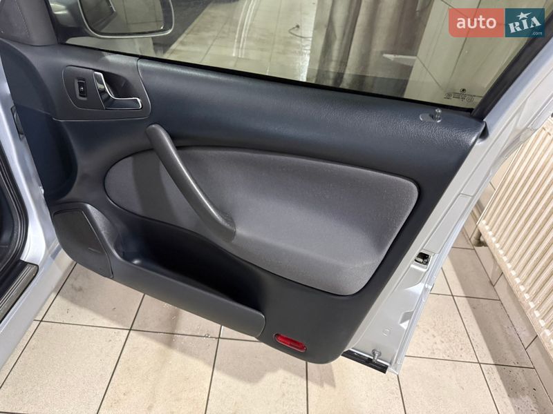 Лифтбек Skoda Octavia 2009 в Кременчуге