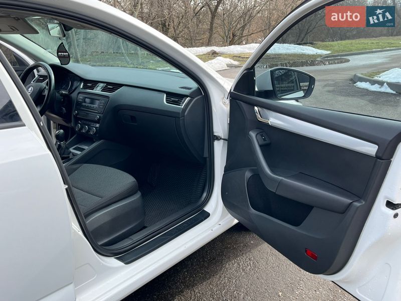 Лифтбек Skoda Octavia 2013 в Смеле