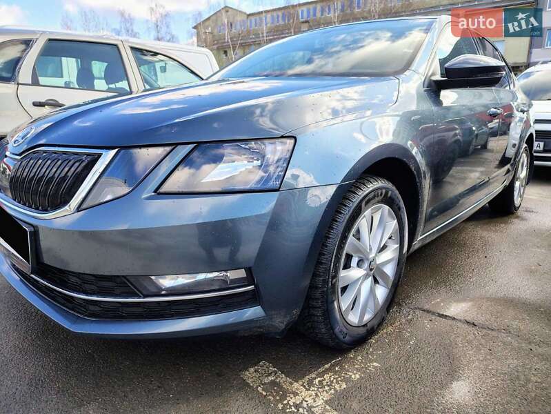 Лифтбек Skoda Octavia 2018 в Львове
