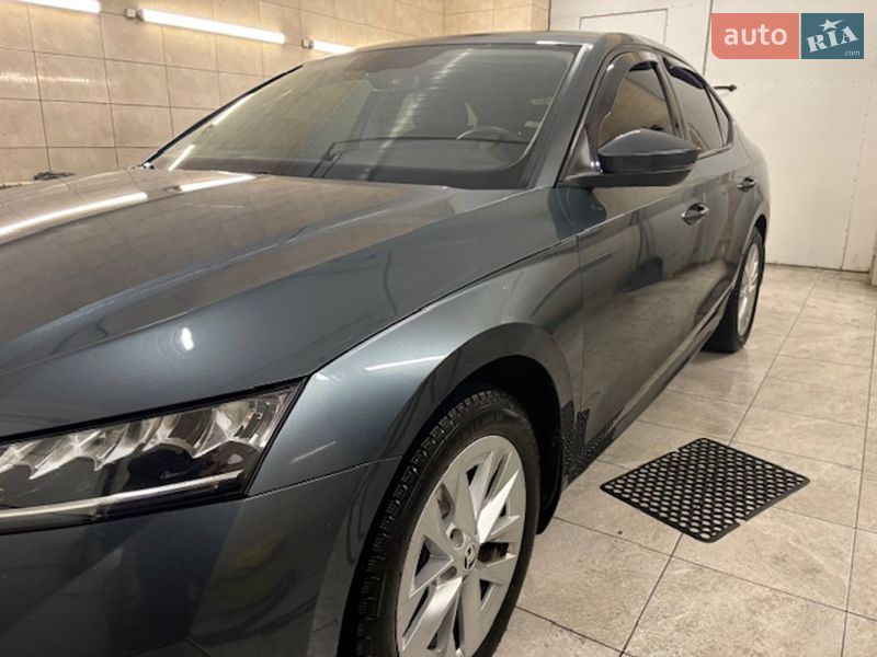 Лифтбек Skoda Octavia 2020 в Днепре