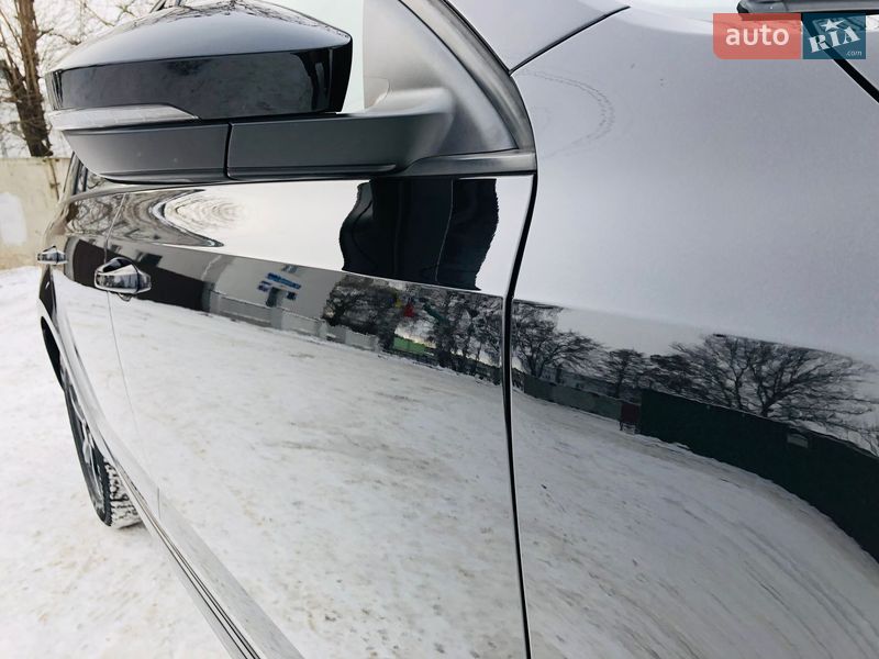 Универсал Skoda Octavia 2015 в Коростене