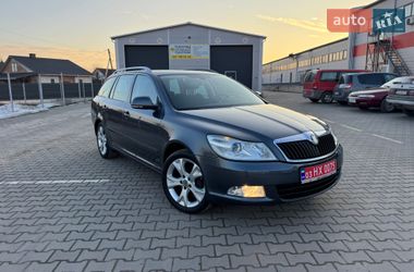 Универсал Skoda Octavia 2010 в Нововолынске