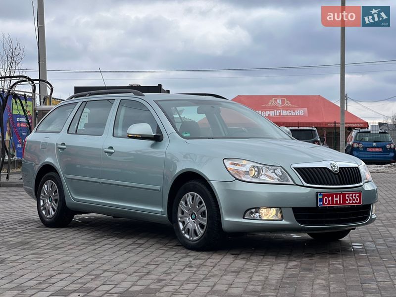 Универсал Skoda Octavia 2010 в Лубнах