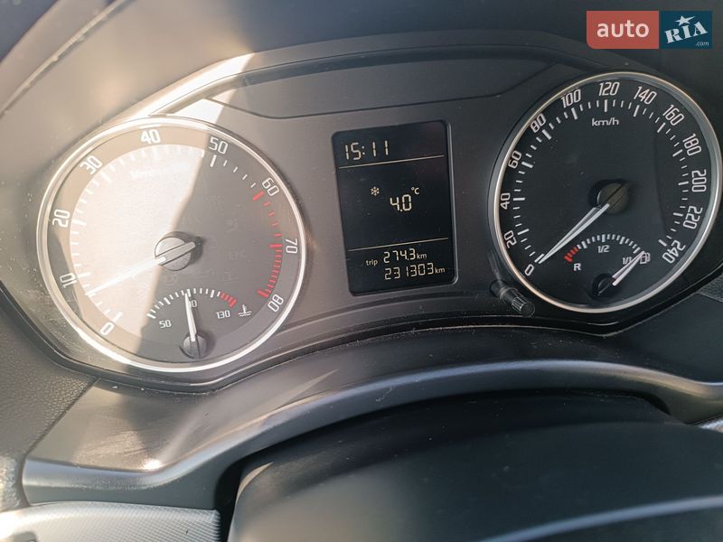 Лифтбек Skoda Octavia 2010 в Сумах