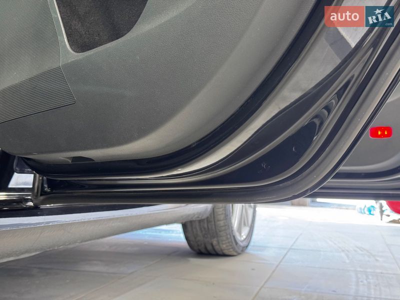 Универсал Skoda Octavia 2013 в Стрые