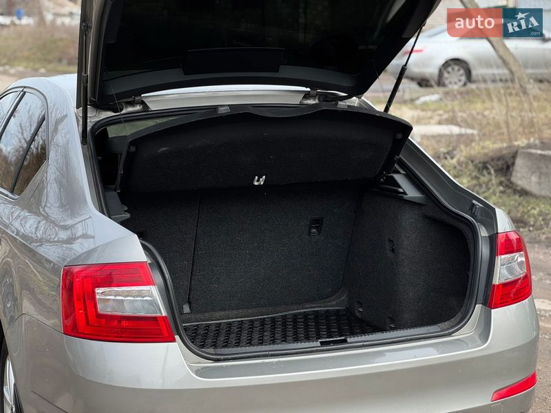Лифтбек Skoda Octavia 2013 в Днепре