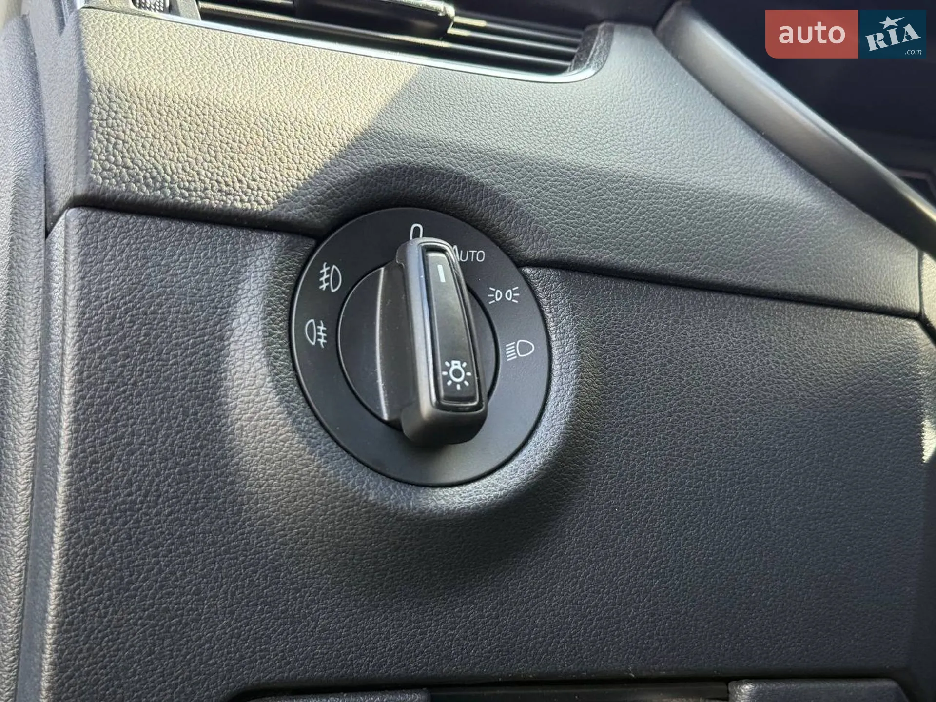 2019 Skoda Octavia - мініатюра 20