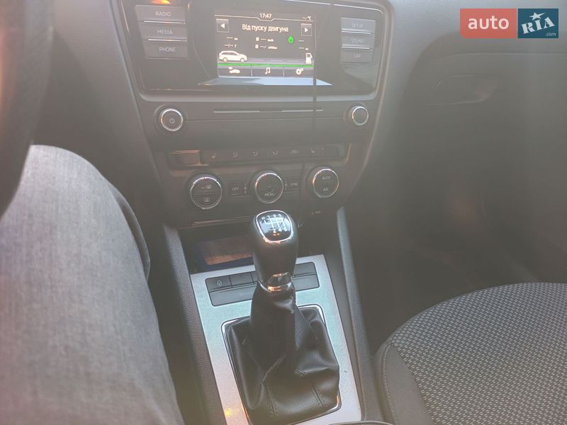 Универсал Skoda Octavia 2016 в Дрогобыче
