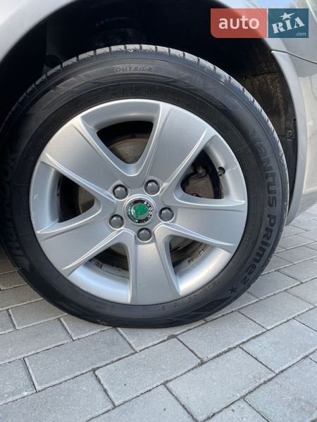 Универсал Skoda Octavia 2013 в Ровно