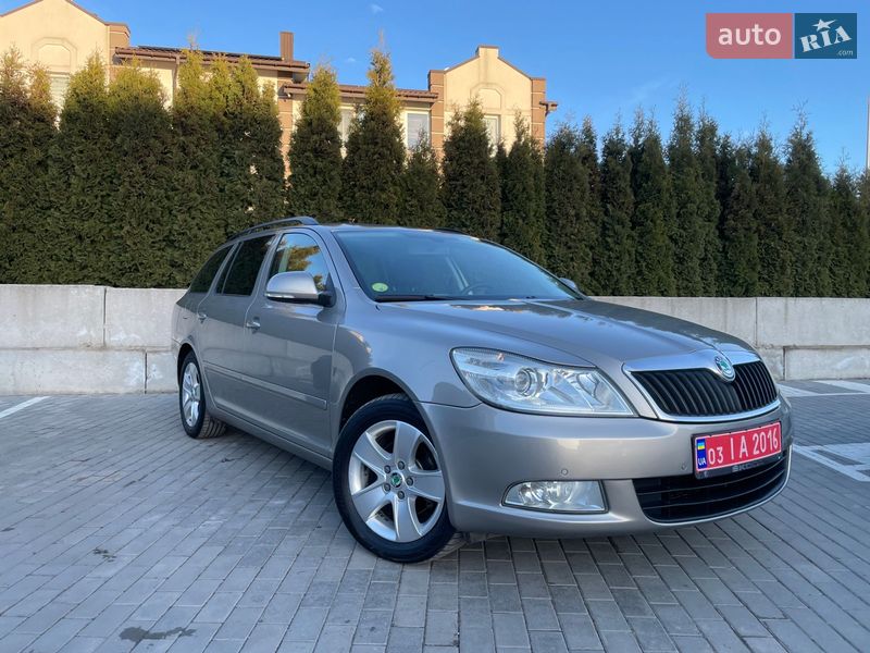 Универсал Skoda Octavia 2013 в Ровно