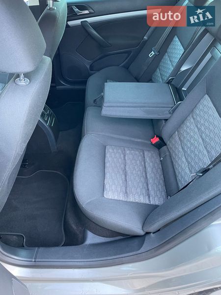 Универсал Skoda Octavia 2013 в Ровно