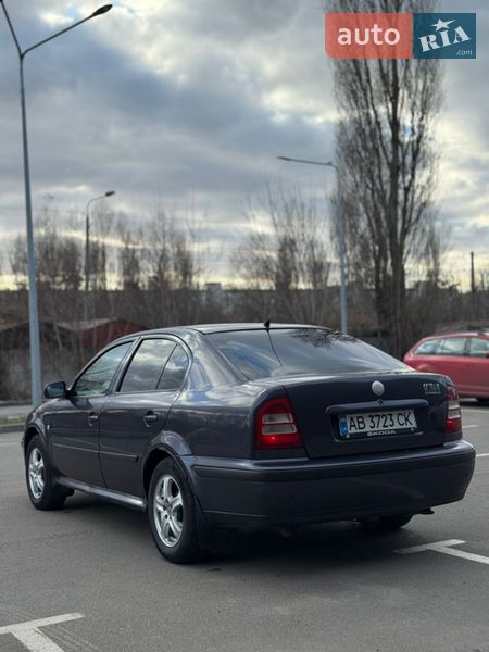Ліфтбек Skoda Octavia 2002 в Києві