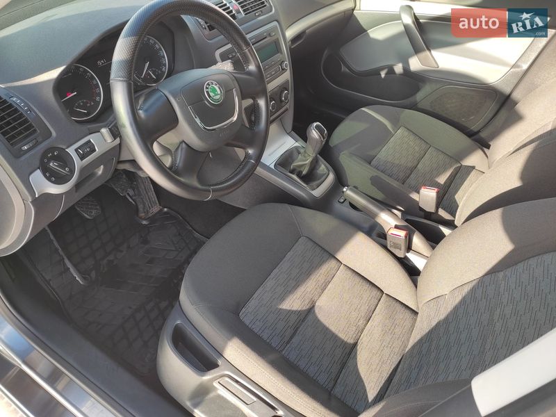 Лифтбек Skoda Octavia 2012 в Олевске