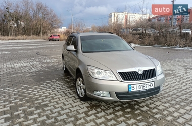 Універсал Skoda Octavia 2010 в Полтаві