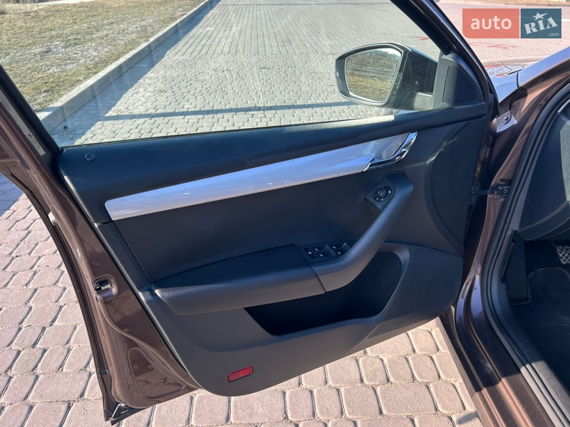 Универсал Skoda Octavia 2015 в Городке