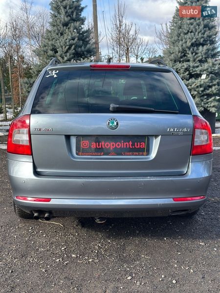Универсал Skoda Octavia 2012 в Белогородке