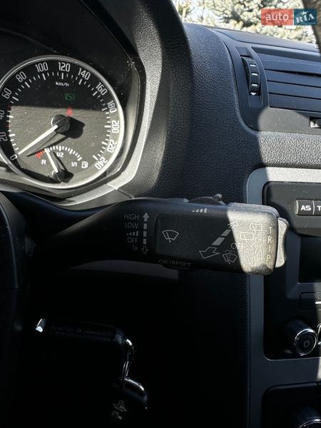 Универсал Skoda Octavia 2012 в Белогородке