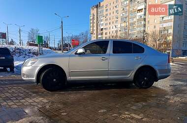 Ліфтбек Skoda Octavia 2010 в Сумах
