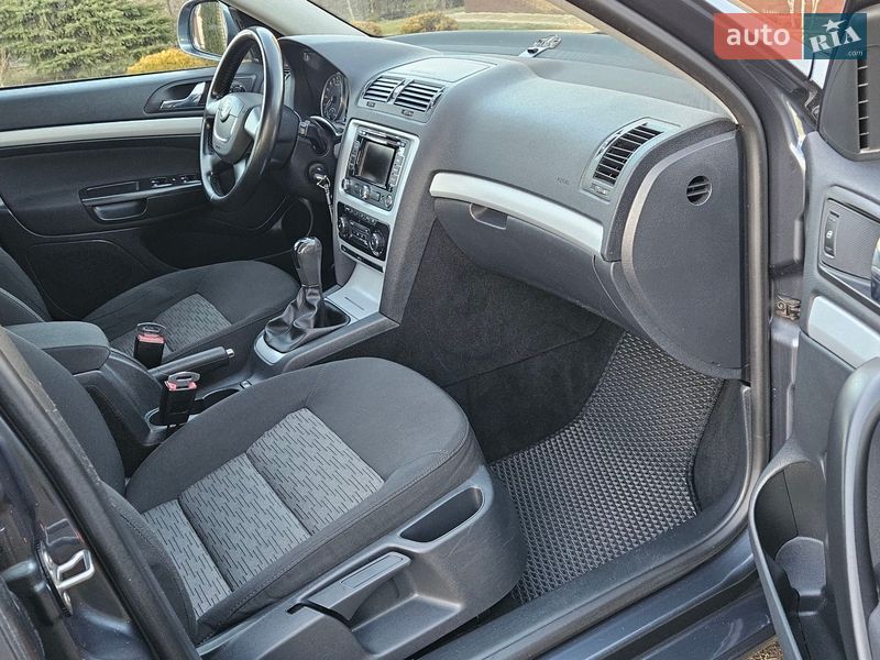 Универсал Skoda Octavia 2010 в Бориславе