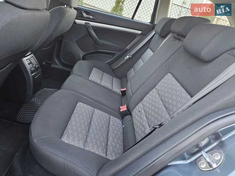 Универсал Skoda Octavia 2010 в Бориславе