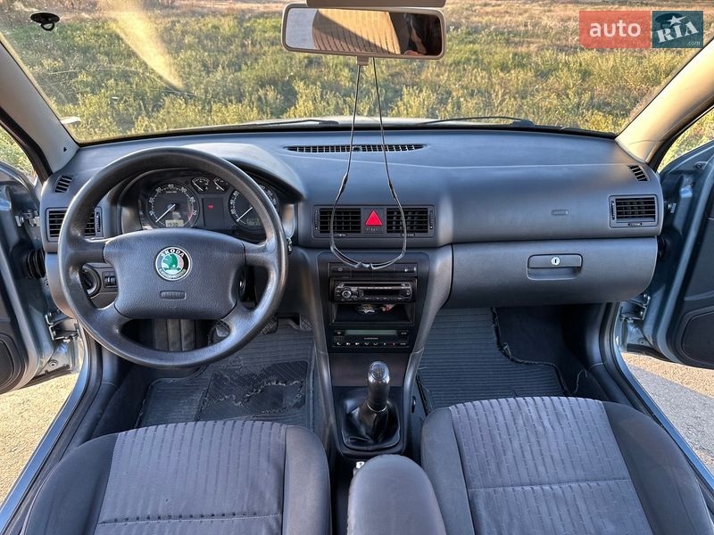 Лифтбек Skoda Octavia 2002 в Одессе