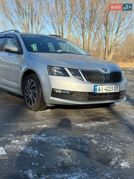 Універсал Skoda Octavia 2019 в Бучі