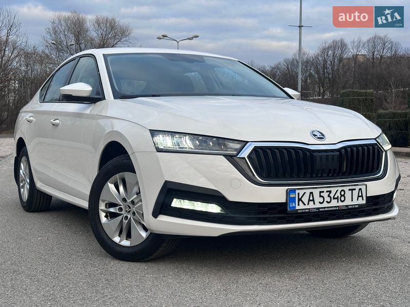Лифтбек Skoda Octavia 2022 в Днепре