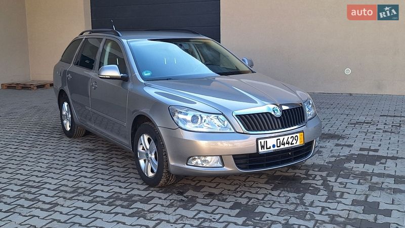 Универсал Skoda Octavia 2010 в Калуше
