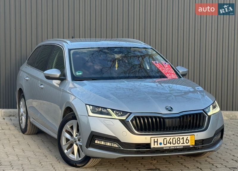 Универсал Skoda Octavia 2021 в Львове