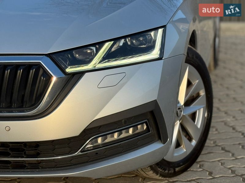 Универсал Skoda Octavia 2021 в Львове