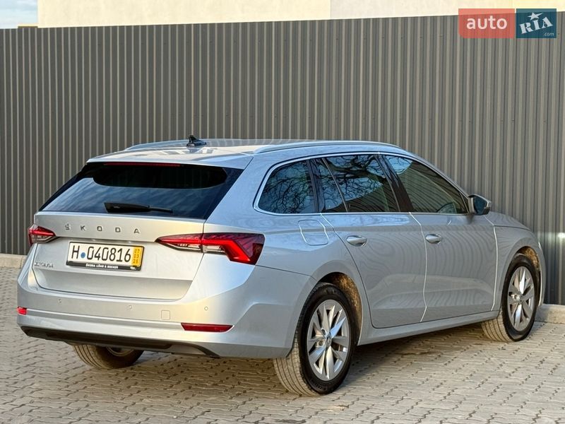 Универсал Skoda Octavia 2021 в Львове