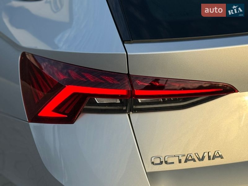 Универсал Skoda Octavia 2021 в Львове