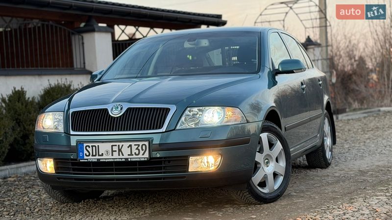 Лифтбек Skoda Octavia 2006 в Самборе