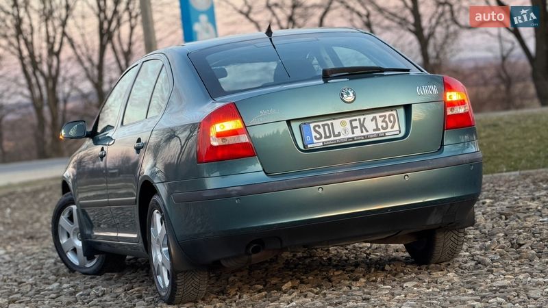 Лифтбек Skoda Octavia 2006 в Самборе