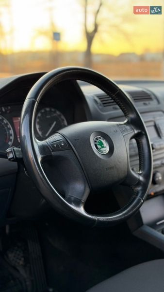 Лифтбек Skoda Octavia 2006 в Самборе