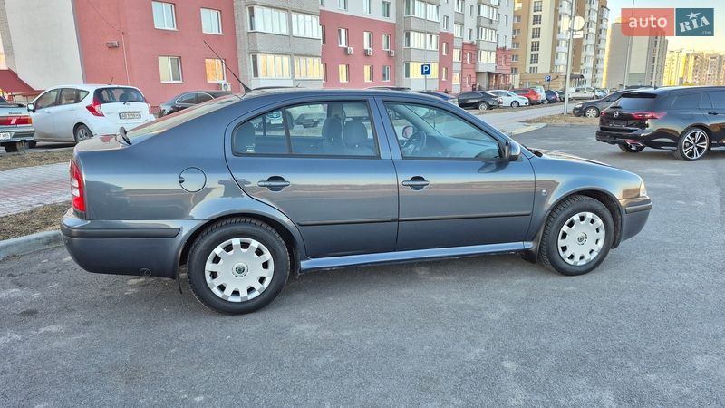 Лифтбек Skoda Octavia 2010 в Виннице