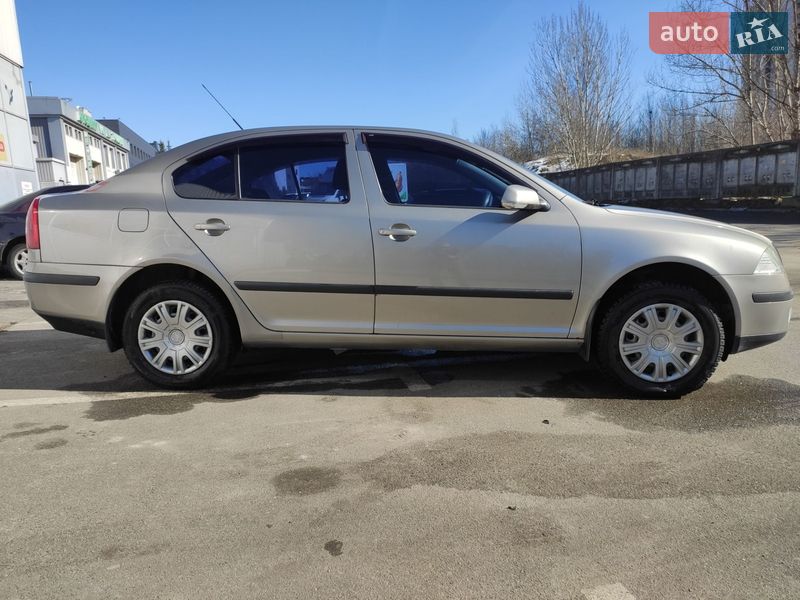 Лифтбек Skoda Octavia 2008 в Киеве