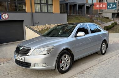 Лифтбек Skoda Octavia 2011 в Львове