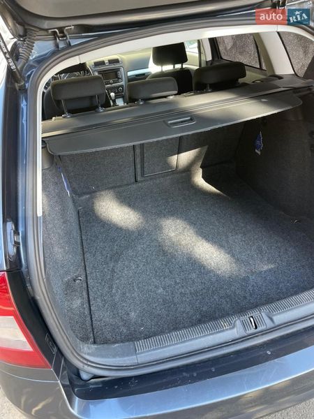 Универсал Skoda Octavia 2009 в Ровно