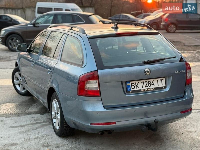 Универсал Skoda Octavia 2010 в Ровно