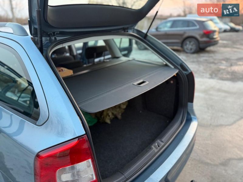 Универсал Skoda Octavia 2010 в Ровно