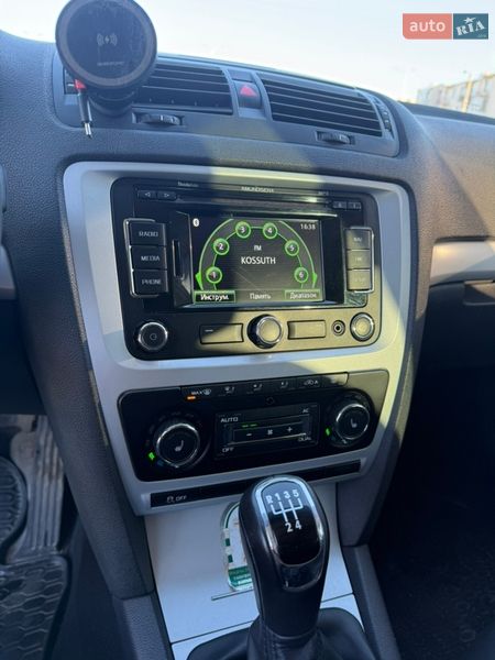 Универсал Skoda Octavia 2011 в Ужгороде